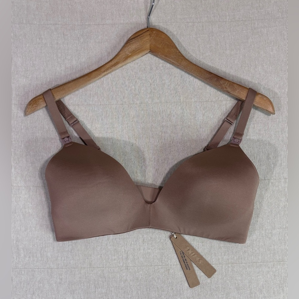 SKIMS Wireless Nursing Bra Maternity Sculpt Comfort Nude NWT 36D